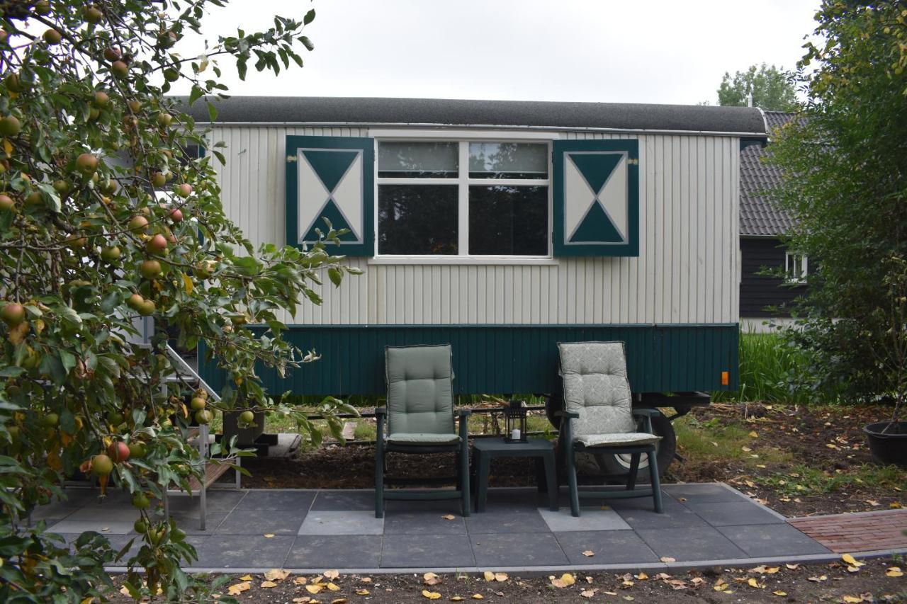 Pipowagen "Slapen By Co" Apartment Leerdam Exterior foto